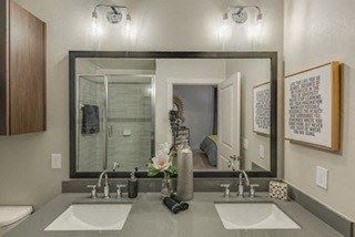 Double vanity sinks*